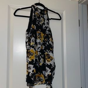 WhiteHouseBlackMarket work top